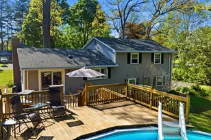 9 Meadowbrook Dr, Hadley, MA 01035 - Photo 4