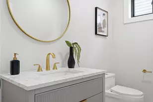 57 Myrtle St, Medford, MA 02155 - Photo 16