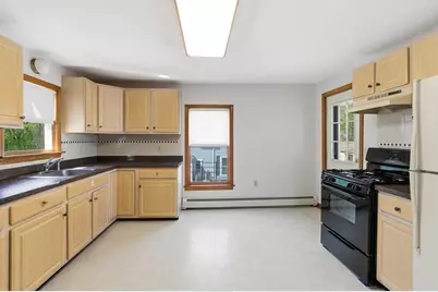 22 Franklin St, Woburn, MA 01801 - Photo 26