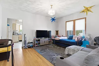 22 Franklin St, Woburn, MA 01801 - Photo 12