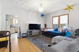 22 Franklin St, Woburn, MA 01801 - Photo 12