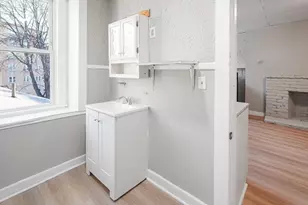 110 Appleton St, Lowell, MA 01852 - Photo 8