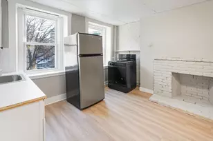 110 Appleton St, Lowell, MA 01852 - Photo 2