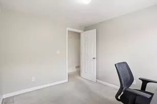 1185 Main St, Clinton, MA 01510 - Photo 32