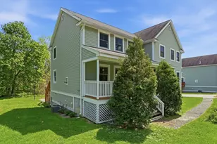 1185 Main St, Clinton, MA 01510 - Photo 1