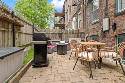 145 N St #1, Boston, MA 02127 - Photo 18