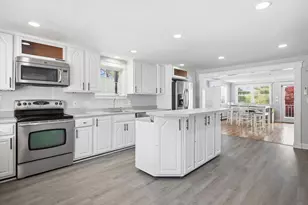105 Lakeshore Dr, Georgetown, MA 01833 - Photo 6