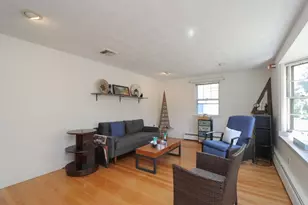 49 Fitzgerald Rd, Springfield, MA 01104 - Photo 8