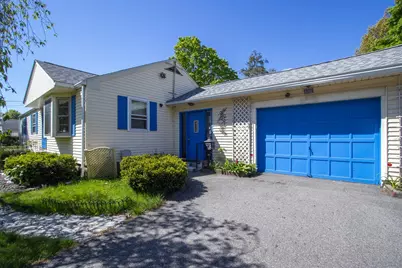 49 Fitzgerald Rd, Springfield, MA 01104 - Photo 6