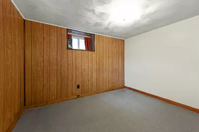 35 Sewall St, Quincy, MA 02170 - Photo 24