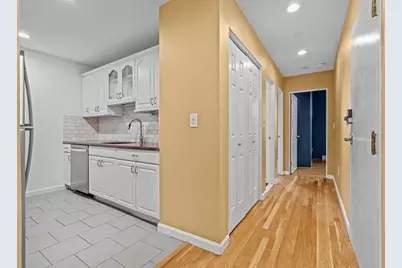 37 W Newton St #3, Boston, MA 02118 - Photo 6