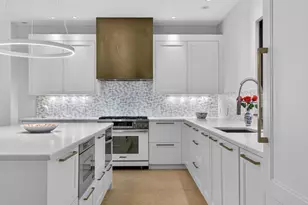 18 Middlesex St, Winchester, MA 01890 - Photo 12