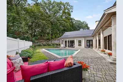 18 Middlesex St, Winchester, MA 01890 - Photo 32