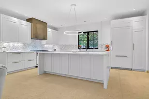 18 Middlesex St, Winchester, MA 01890 - Photo 8