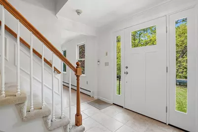 28 Wood Dr, Mendon, MA 01756 - Photo 6