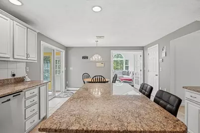 28 Wood Dr, Mendon, MA 01756 - Photo 14