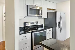 492 Beacon St, Boston, MA 02115 - Photo 8