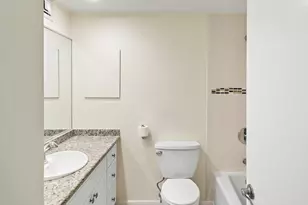 492 Beacon St, Boston, MA 02115 - Photo 16
