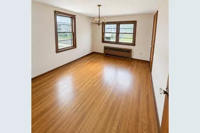 7 Lorette St, Boston, MA 02132 - Photo 4