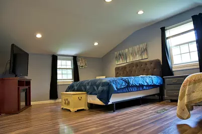 35 Hillsdale Rd, Holbrook, MA 02343 - Photo 8