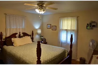 35 Hillsdale Rd, Holbrook, MA 02343 - Photo 16