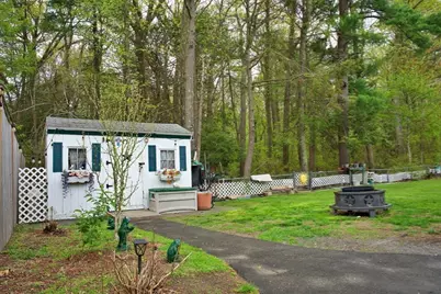 35 Hillsdale Rd, Holbrook, MA 02343 - Photo 26