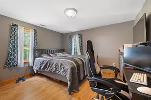35 Burnap St, Auburn, MA 01501 - Photo 20