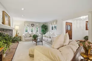 39 School St, Hopkinton, MA 01748 - Photo 6