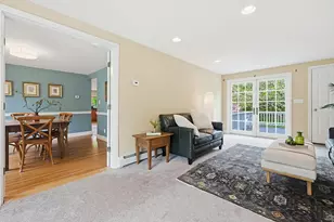 13 Lawrence Cir, Medfield, MA 02052 - Photo 12