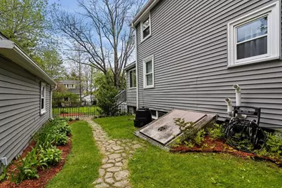 24 Hillside Ave, Braintree, MA 02184 - Photo 24