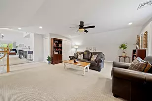7 Evergreen Cir, Canton, MA 02021 - Photo 4
