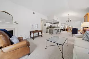 7 Evergreen Cir, Canton, MA 02021 - Photo 10