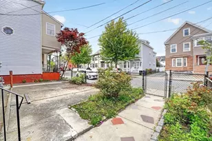 54 Flint St, Somerville, MA 02145 - Photo 32