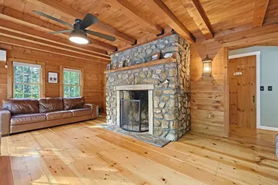 9 River St, Upton, MA 01568 - Photo 12