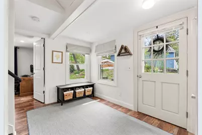 40 Lake Dr, Hamilton, MA 01982 - Photo 4