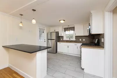 27 Bowdoin St, Winthrop, MA 02152 - Photo 12
