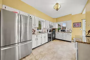 75 Walker St, Quincy, MA 02171 - Photo 2
