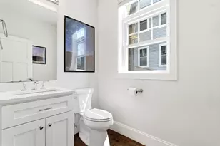 33 Charles St, Watertown, MA 02472 - Photo 16