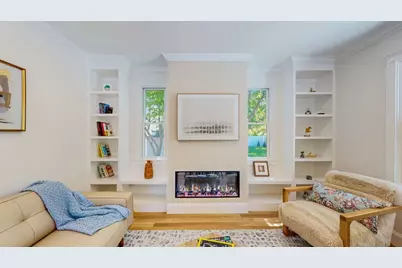 37 Oakland St, Wellesley, MA 02481 - Photo 6
