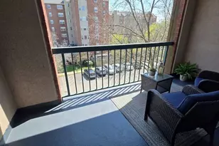 1 S Point Dr, Boston, MA 02125 - Photo 8