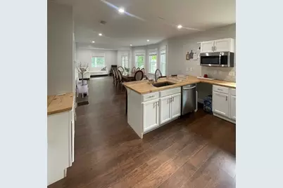 15 Forestdale Rd, Worcester, MA 01604 - Photo 6