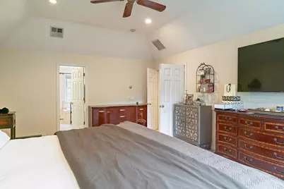 27 Harold W Bishop Blvd., North Attleboro, MA 02760 - Photo 20