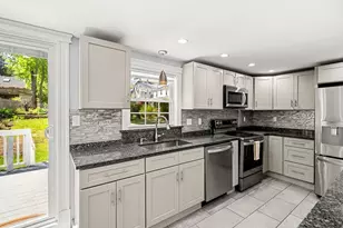 1061 Centre St, Boston, MA 02130 - Photo 22