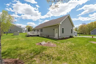 3080 Club House Dr, Dighton, MA 02715 - Photo 8