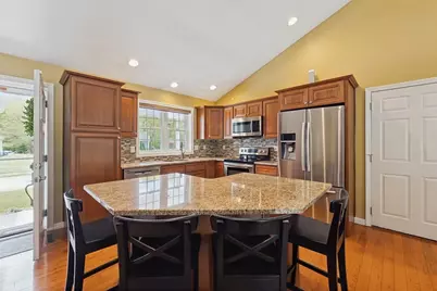 3080 Club House Dr, Dighton, MA 02715 - Photo 18