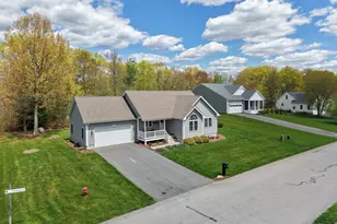 3080 Clubhouse Dr, Dighton, MA 02715 - Photo 4