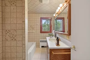 18 Williams Rd, Lynnfield, MA 01940 - Photo 18