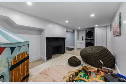 127 Prospect St, Wellesley, MA 02481 - Photo 36
