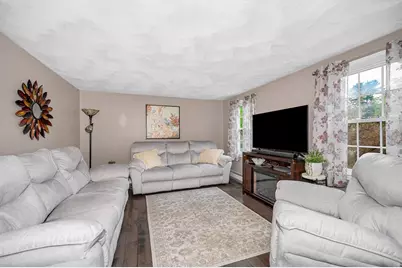 71 Mollie Drive, Tewksbury, MA 01876 - Photo 4