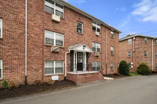 11 Colonial Village Dr, Arlington, MA 02474 - Photo 22